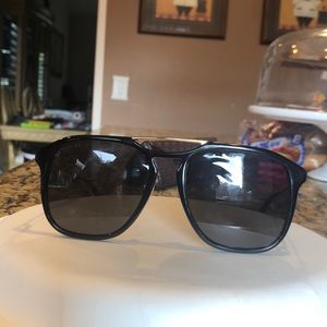 Authentic Gucci sunglasses